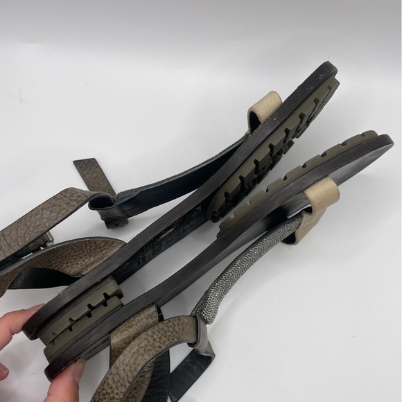 Brunello Cucinelli | Grey & Cream Leather Monili T-Strap Sandals |  EU 37 - Picture 9 of 16